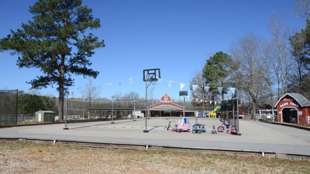 11_Basketball Court & Kiddie Cart Track
