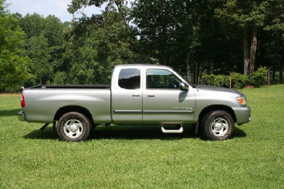 2006_toyota_tundra_v8_truck